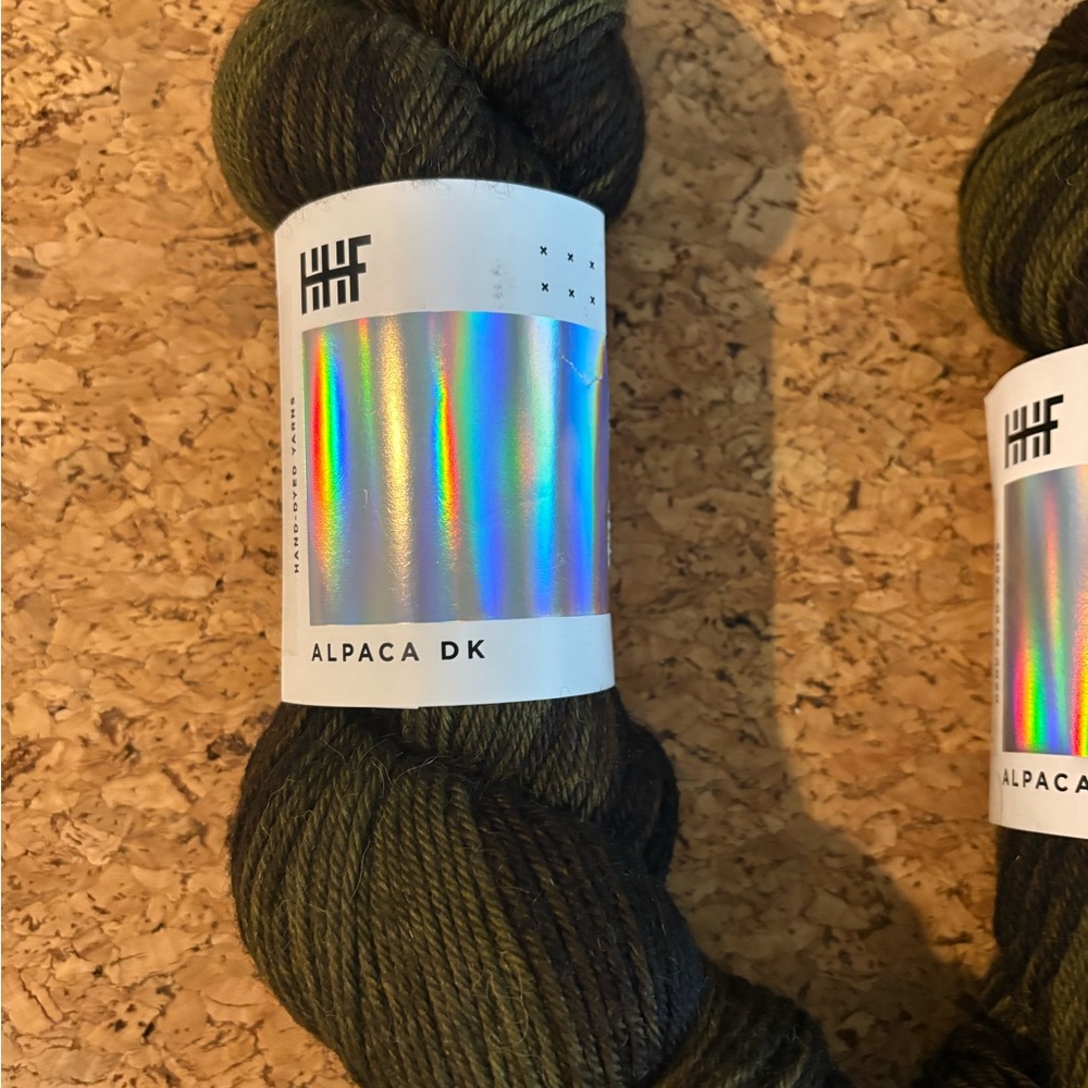 Hedgehog Fibres- Alpaca DK Yarn — Olive Green & Brown Blend - Picture 3 of 4